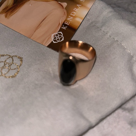 Kendra Scott Gold Ring - Picture 4 of 4